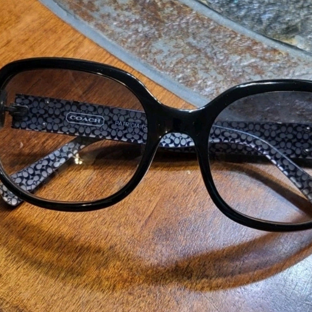 Coach Patricia Black & Gray #S440 Sunglasses W/Case & Cloth